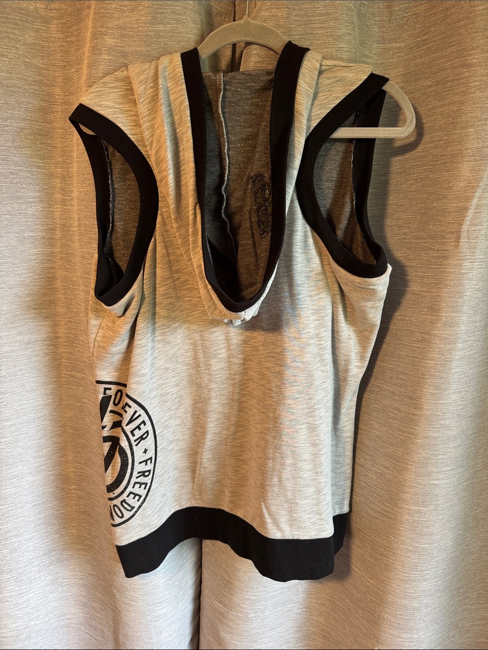 Harley-Davidson Light Gray & Black Sleeveless Hooded Tank - Picture 5 of 6